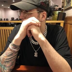 Meet your Posher, Aj